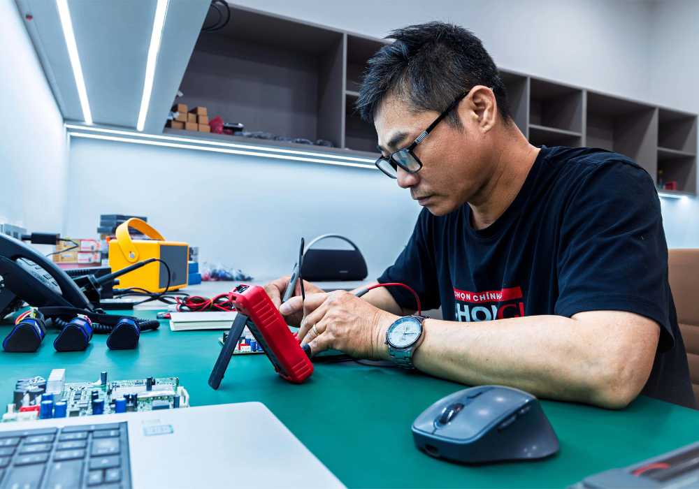 PGI-nhan-vien (4).png