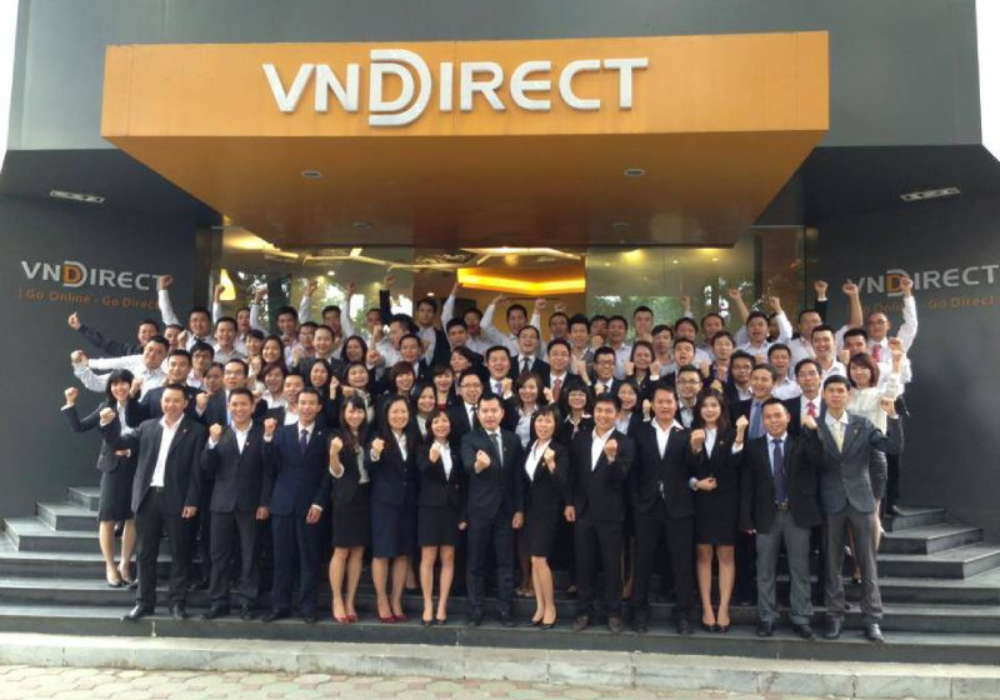 VNDirect-nhan-vien (3).png