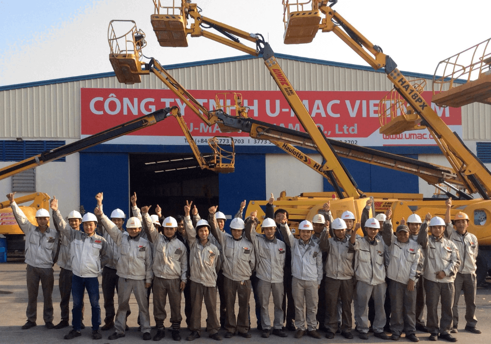 MLC-INC-nhan-vien (3) (1).png