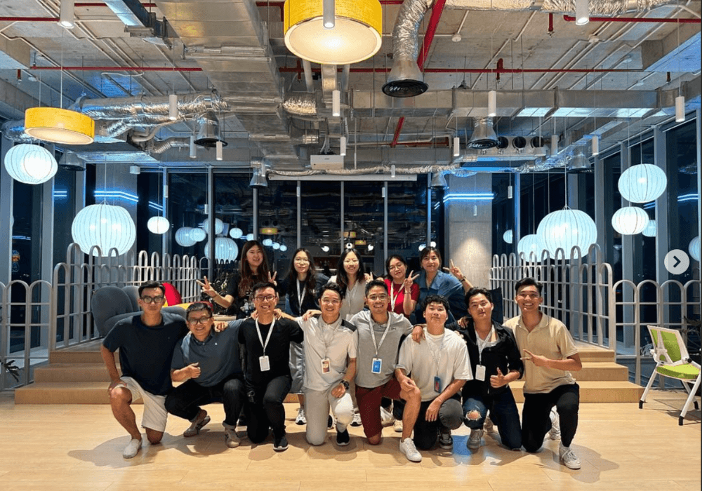 Vucar-nhan-vien (3).png