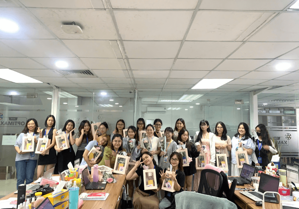 Stella-Kinetics-nhan-vien (2) (1).png