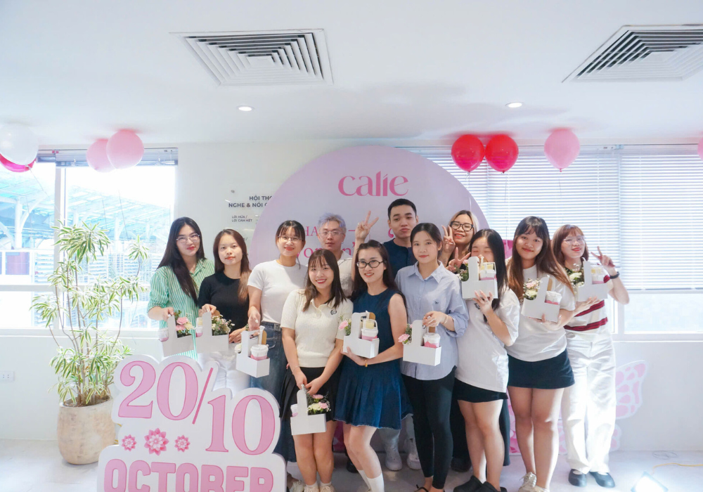 Calie-nhan-vien (4).png