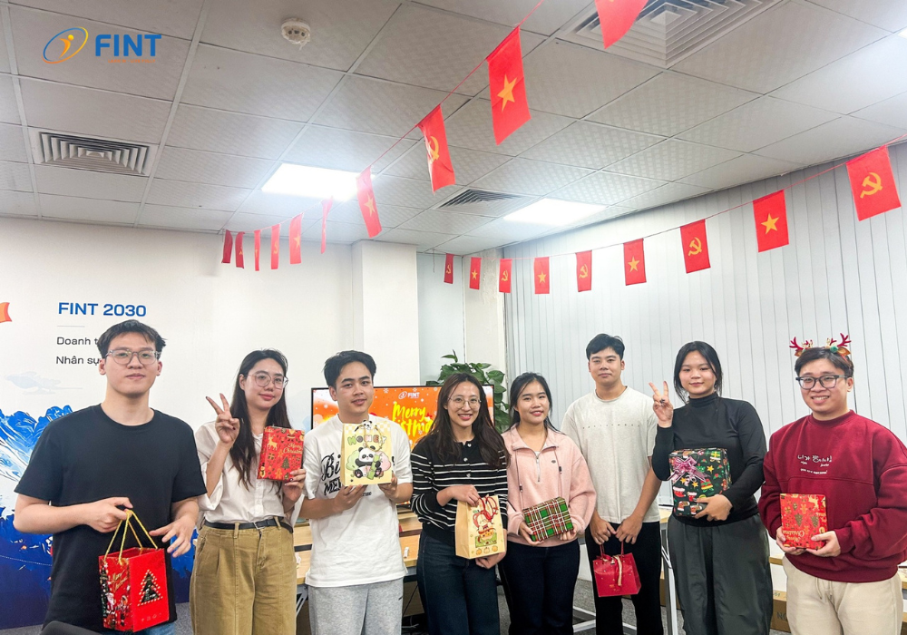 FinT-Vietnam-nhan-vien (7).png