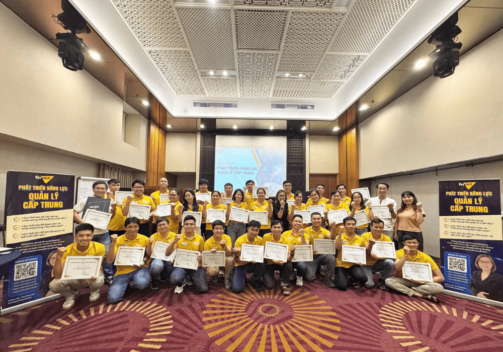 FinViet-Technology-nhan-vien (2) (1).png