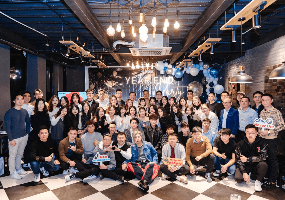 CS-Group-nhan-vien (2) (1).png