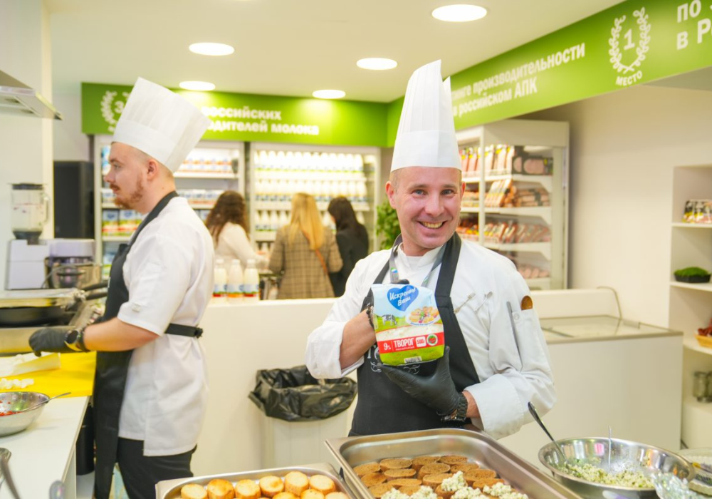 AFK-nhan-vien (3).png