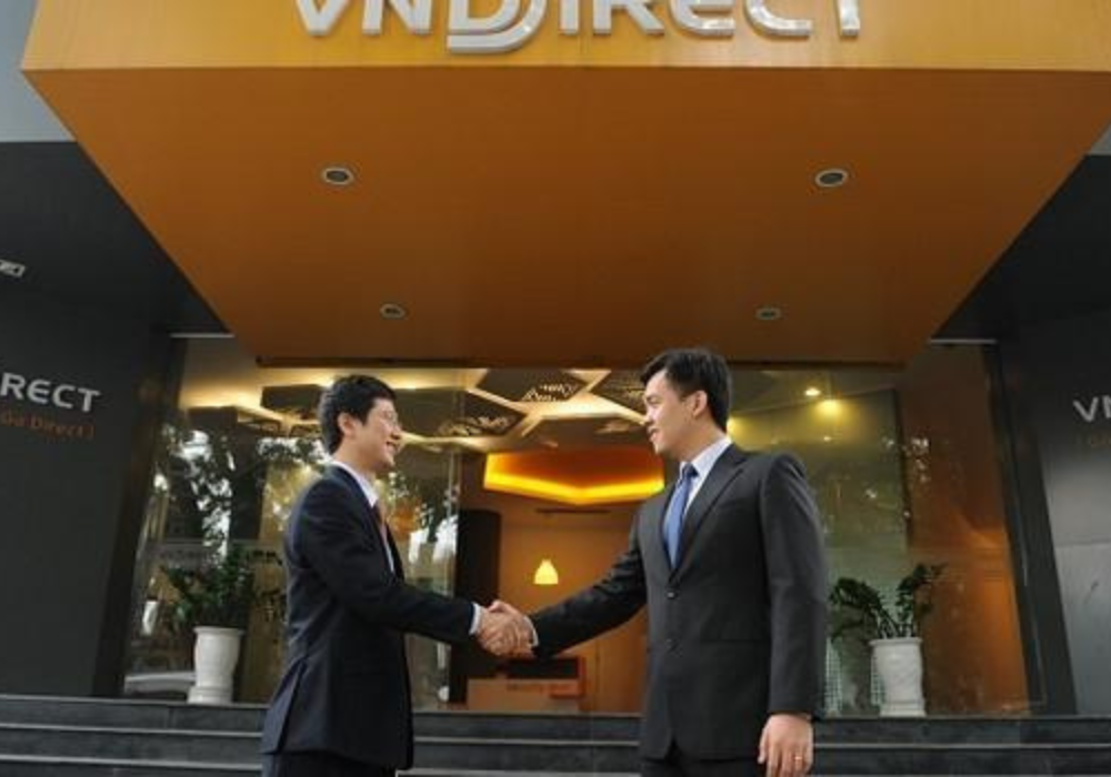 VNDirect-nhan-vien (1).png