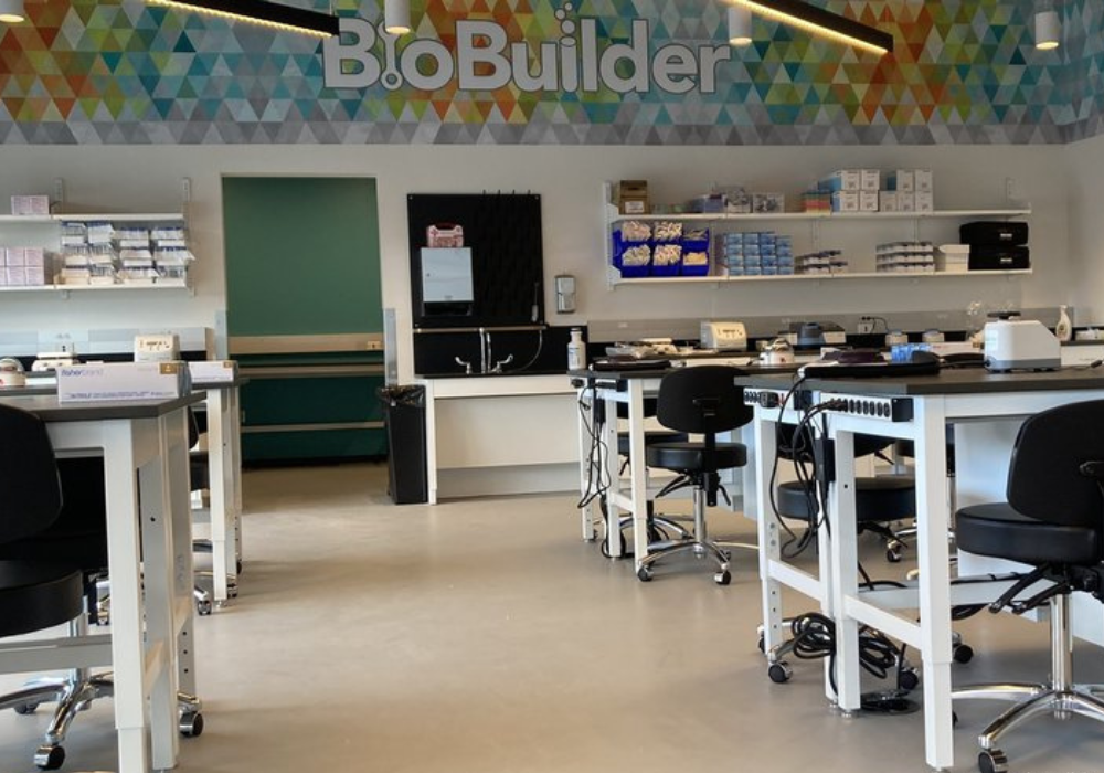 Allston-Labs-van-phong (3).png