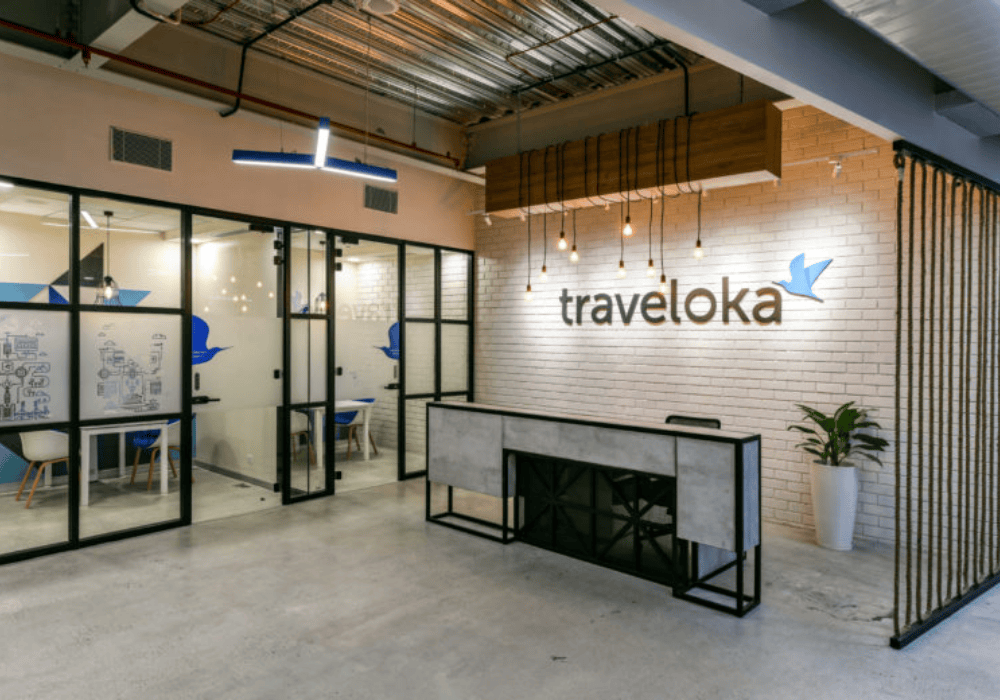 traveloka-nhan-vien-2.png