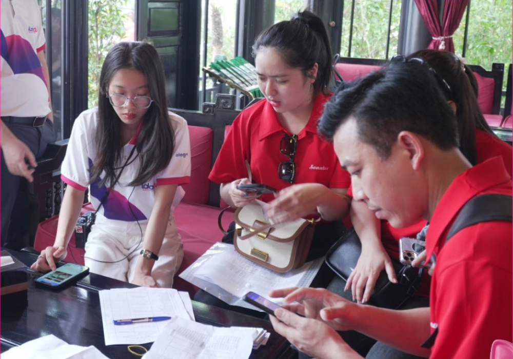 Lalago-nhan-vien (5).png