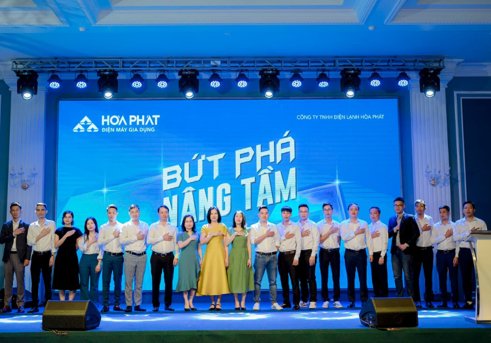 Dien-may-Hoa-Phat-nhan-vien (4).png