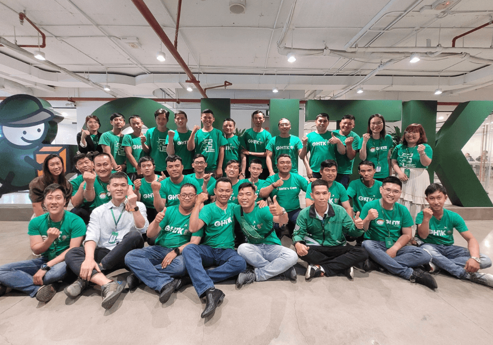 GHTK-nhan-vien (2) (1).png