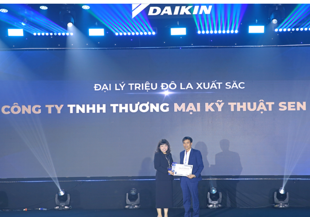 Daikin-Sen-Viet-nhan-vien (2).png
