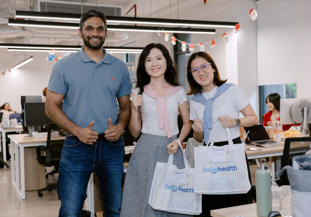 Hello-Health-nhan-vien (1).png