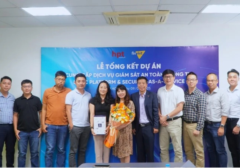 FinViet-Technology-nhan-vien (3).png