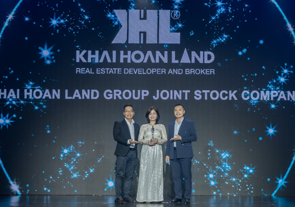 Khai-Hoan-Land-nhan-vien (1).png