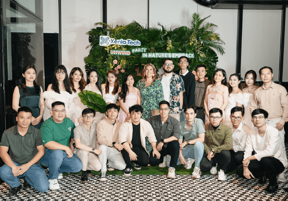 Xenia-Tech-nhan-vien (5) (1).png