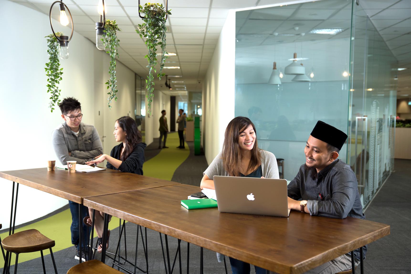 Working At Grab Singapore: Company History, Culture, Benefits, And ...