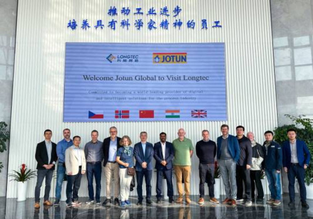 Longtec-nhan-vien (3).png