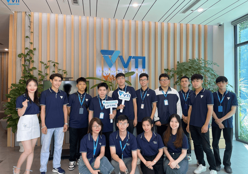 VTI-nhan-vien (1) (1).png