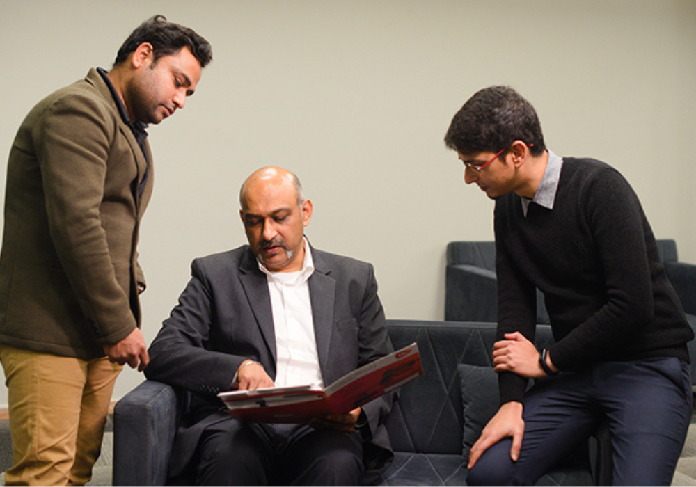 BR-Specialties-nhan-vien (4).png