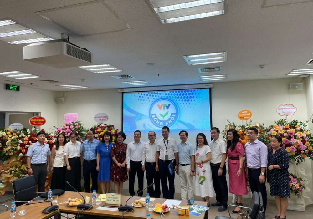 Hello-Health-nhan-vien (3).png