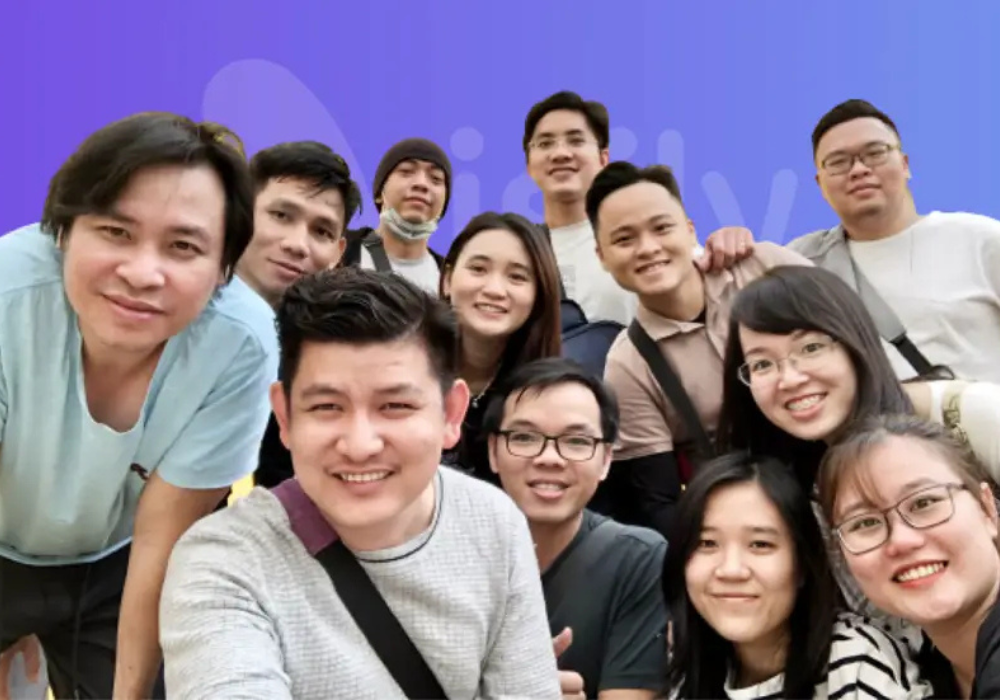 Visily-nhan-vien (3).png
