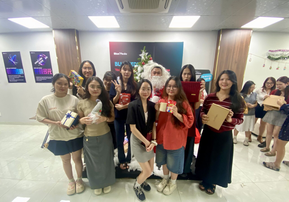 BlueMedia-Viet-Nam-nhan-vien (6).png