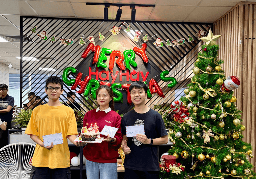 HayHay-nhan-vien (1) (1).png