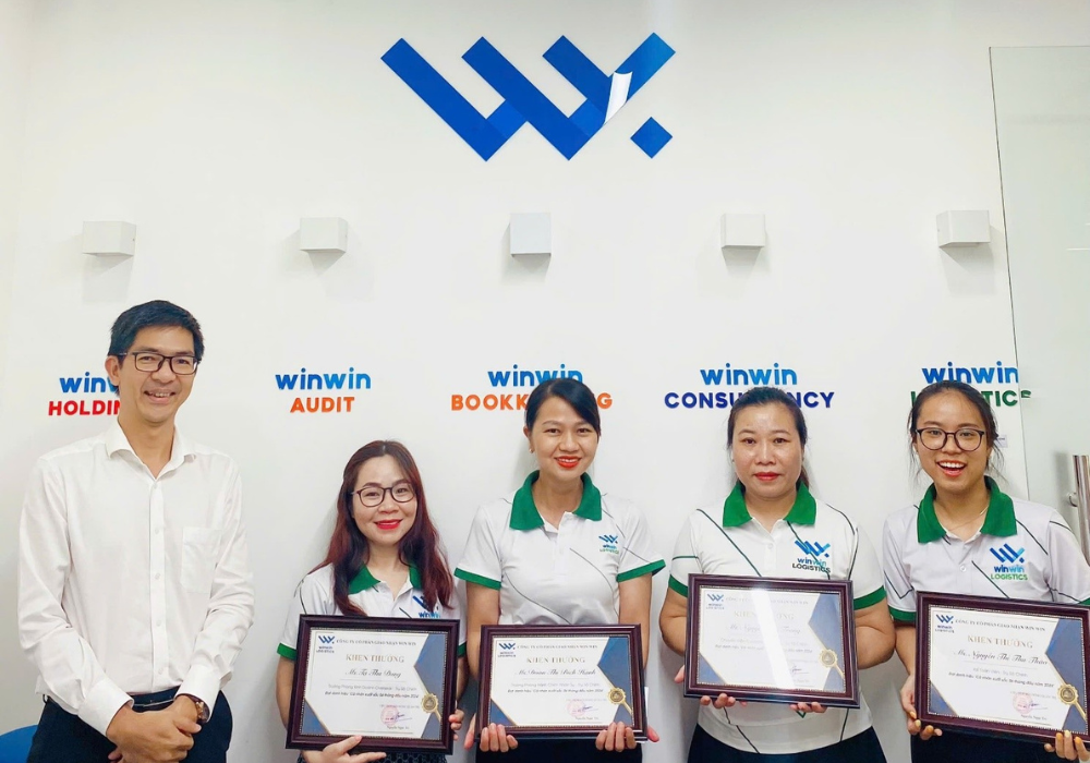 WinWin-Logistics-nhan-vien.png