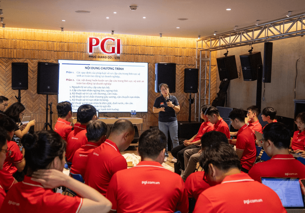 PGI-nhan-vien (2) (1).png