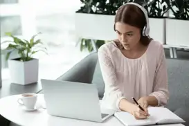 10 Phone Interview Tips to Reveal Top Candidates-003