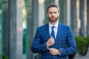 What is a CEO? Overview, Responsibilities, Characteristics-005