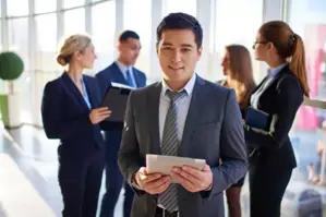 What is a CEO? Overview, Responsibilities, Characteristics-007