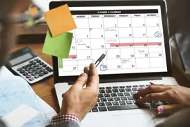 A Comprehensive Guide: What is Assistant Manager?-001