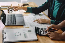 Decoding the Bi-Weekly Payroll: Is It Right for your case?-003