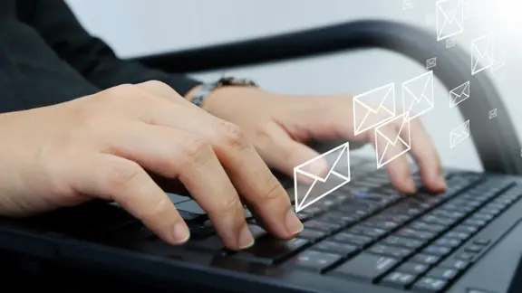 10 Email Templates That Scale Your Candidate Outreach in 2023-001