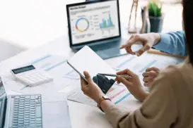 How Technology Can Help Improve Your Employer Brand-003