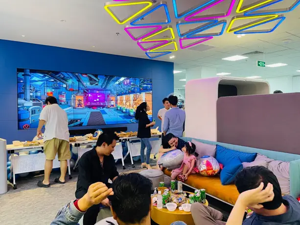 Working at Sipher: Company Culture, Benefits, and Leadership-004