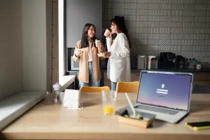 Behaviors Newcomers to the Workplace Should Avoid-001