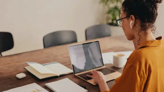 Reverso - Professional Translation with AI-002