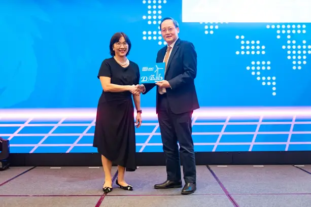 Working at EMC Singapore: Company History, Culture, Benefits, and Leadership-002