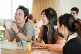 Working at SeaGroup Singapore: Culture, Benefits, and Leadership-003